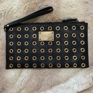 Micheal Kors wristlet clutch